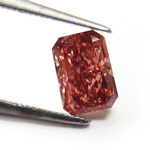 View 0.46 ct. Radiant Fancy Deep Pink